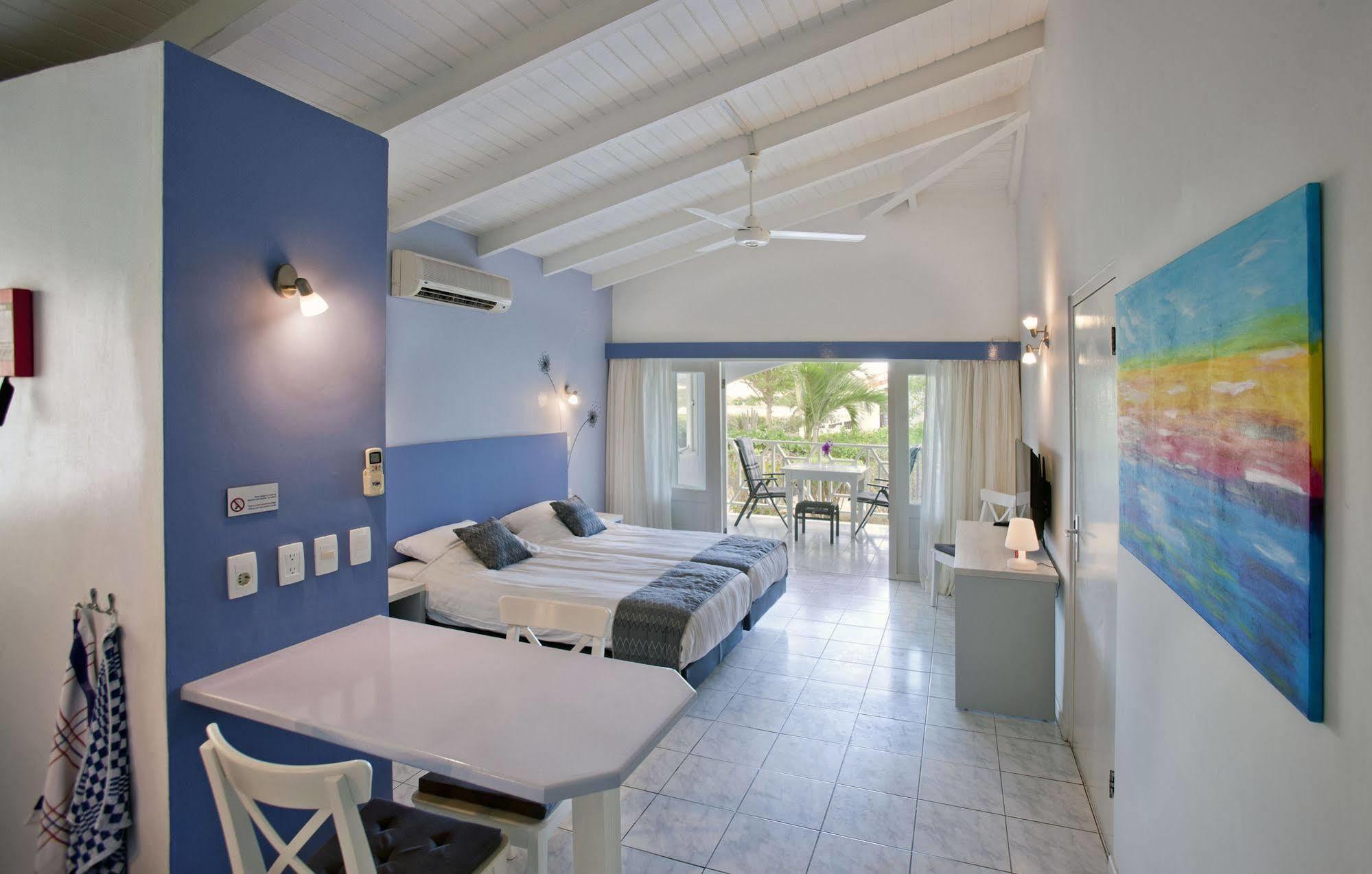 Blue Bay Lodges Curacao ภายนอก รูปภาพ